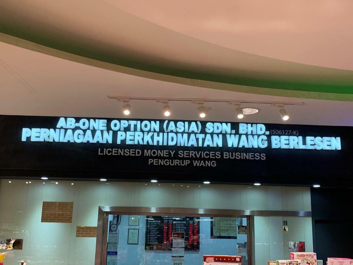 קואלה לומפור Kl Bintang Suites At Times Square Kl מראה חיצוני תמונה